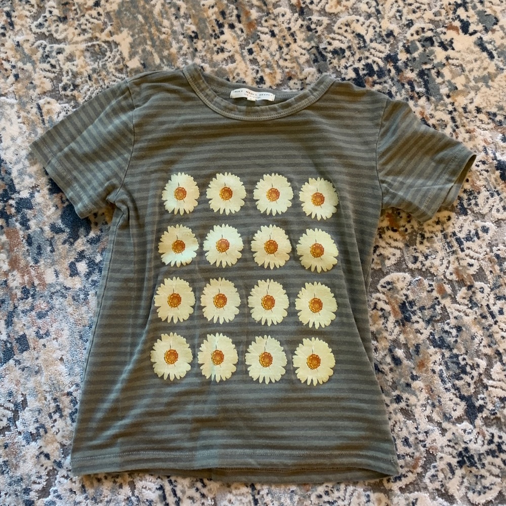 Urban Outfitters Daisy Shirt